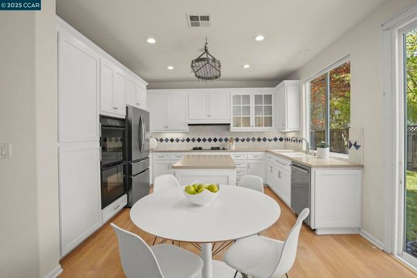 Dining room, Interior, Kitchen, Recessed Lighting, Wood Texture Flooring