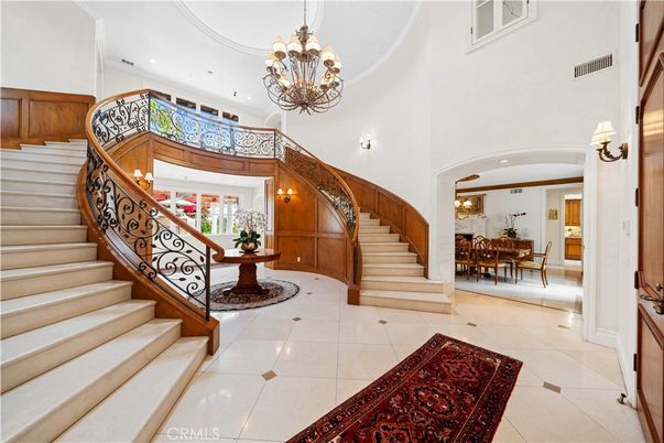 Chandelier, Dining room, Interior, Recessed Lighting