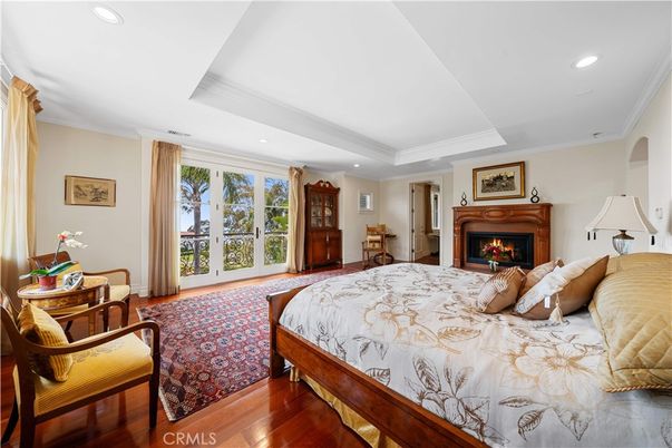 Bedroom, Fireplace, Interior, Recessed Lighting, Wood Texture Flooring