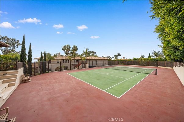 Exterior, Tennis Courts