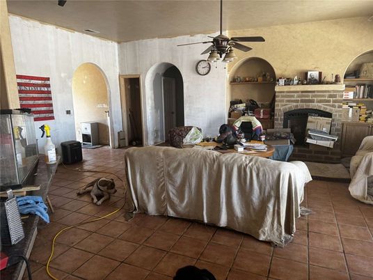 Fireplace, Interior