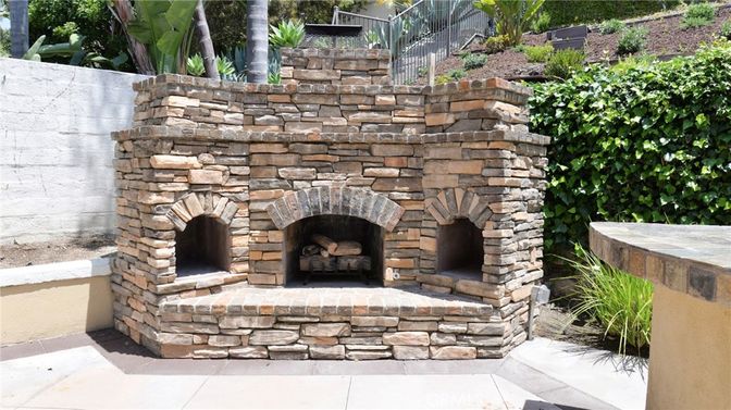 Exterior, Fireplace