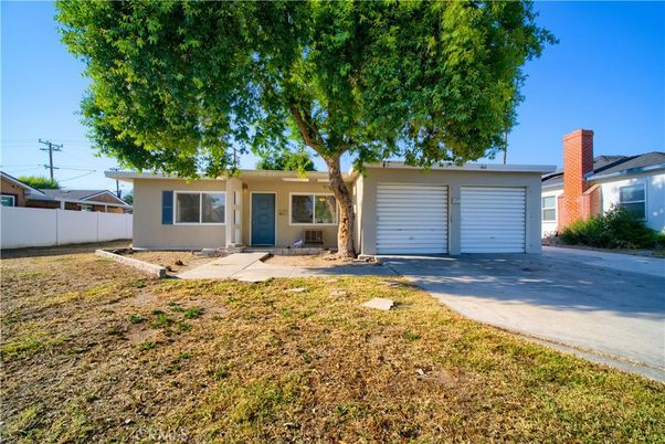 Backyard, Detached Garage, Exterior, Facade, Ranch