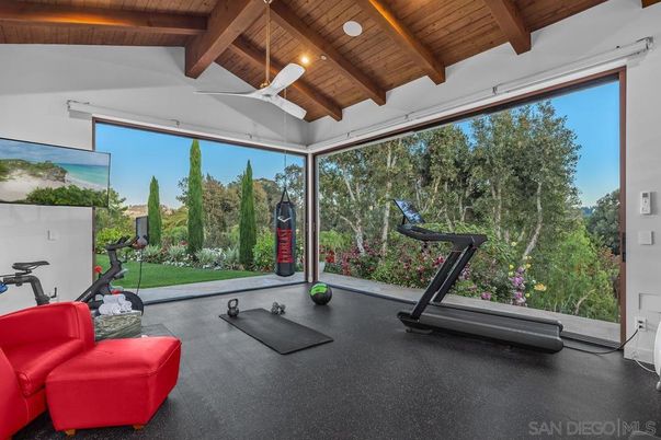 Fitness Equipment, Interior, Wooden Beams, Wooden Ceilings
