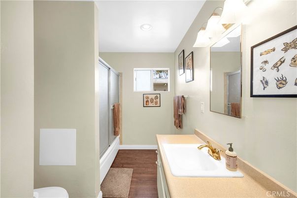 Bathroom, Interior, Recessed Lighting, Wood Texture Flooring