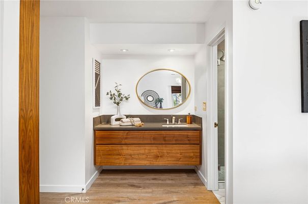 Bathroom, Interior, Recessed Lighting, Wood Texture Flooring