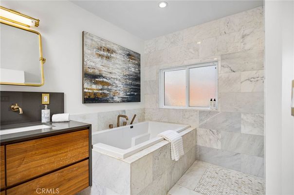Bathroom, Interior, Marble Walls, Recessed Lighting