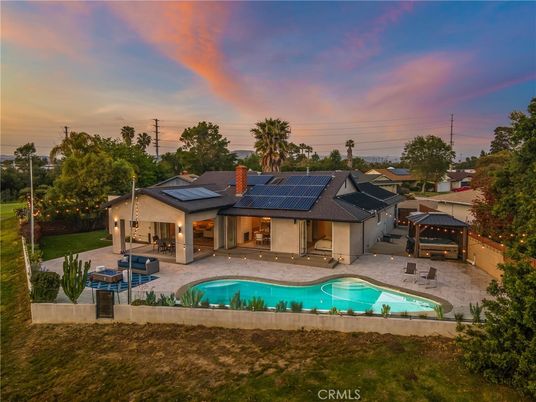 Exterior, Pool, Solar Panels