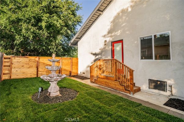 Backyard, Exterior