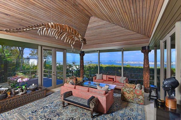 Interior, Living room, Sun Room, Water, Wooden Ceilings