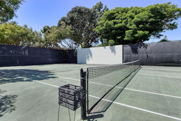 Exterior, Tennis Courts
