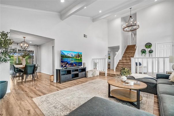 Chandelier, Dining room, Interior, Living room, Pendant Lights, Recessed Lighting, Wood Texture Flooring