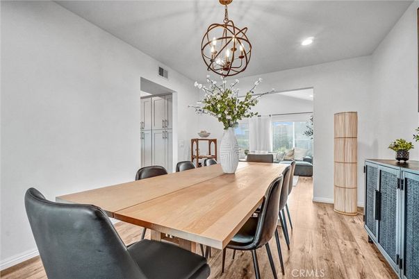 Chandelier, Dining room, Interior, Recessed Lighting, Wood Texture Flooring