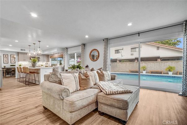 Interior, Kitchen, Living room, Pendant Lights, Recessed Lighting, Wood Texture Flooring