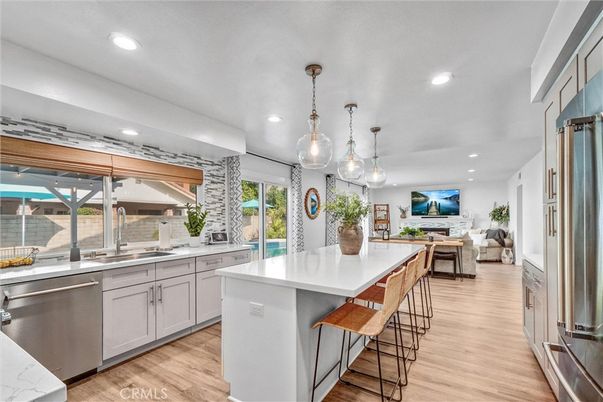 Interior, Kitchen, Living room, Pendant Lights, Recessed Lighting, Stainless Steel Appliances, Wood Texture Flooring
