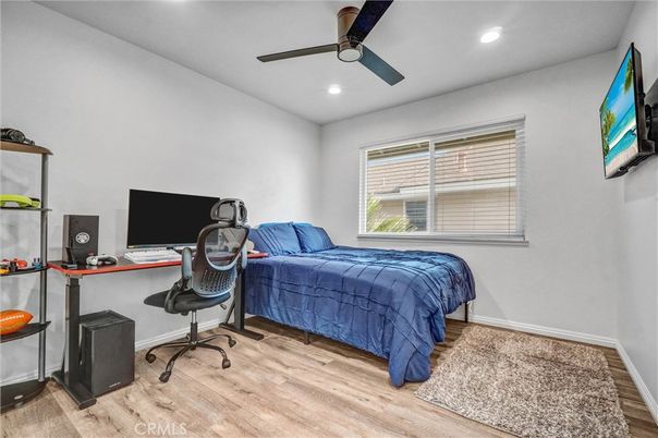 Bedroom, Home Office, Interior, Recessed Lighting, Wood Texture Flooring