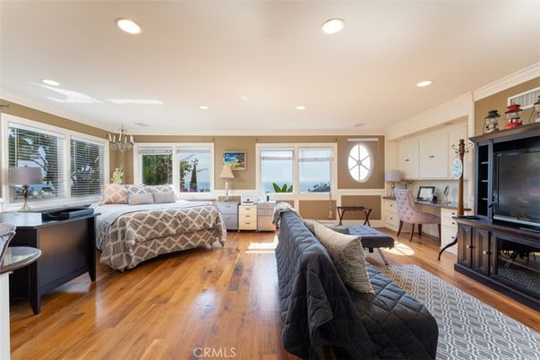 Bedroom, Chandelier, Interior, Living room, Recessed Lighting, Wood Texture Flooring