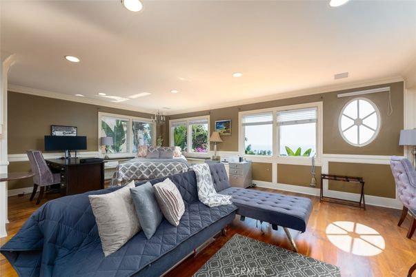 Home Office, Interior, Living room, Recessed Lighting, Wood Texture Flooring