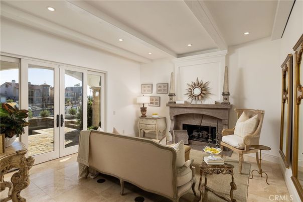 Fireplace, Interior, Living room, Recessed Lighting