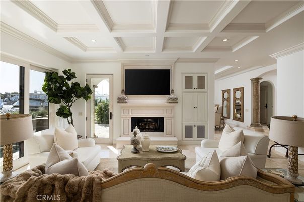 Fireplace, Interior, Living room, Recessed Lighting
