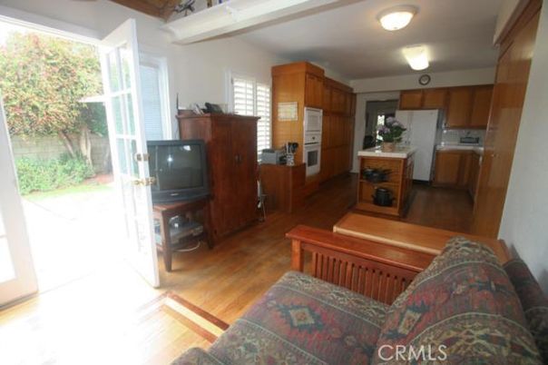 Interior, Kitchen, Living room, Stainless Steel Appliances, Wood Texture Flooring