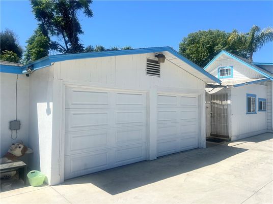 Detached Garage, Exterior