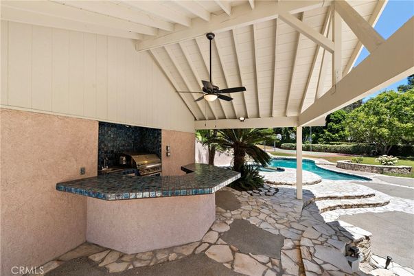 Exterior, Fireplace, Pool