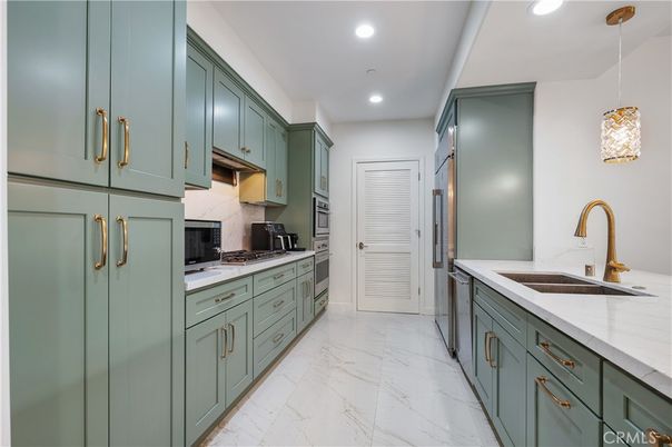 Interior, Kitchen, Marble, Pendant Lights, Recessed Lighting