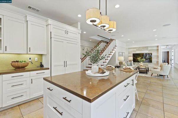 Interior, Living room, Pendant Lights, Recessed Lighting