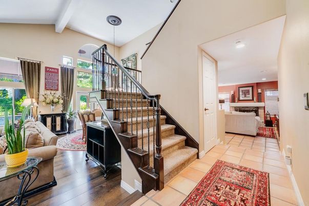 Fireplace, Interior, Living room, Pendant Lights, Recessed Lighting, Wood Texture Flooring