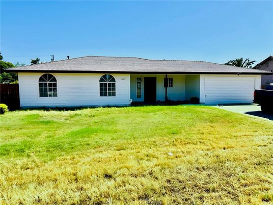 Attached, Backyard, Exterior, Facade, Ranch