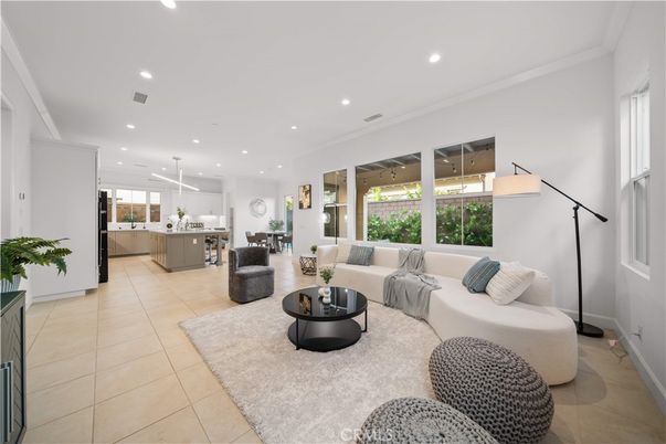 Interior, Kitchen, Living room, Pendant Lights, Recessed Lighting
