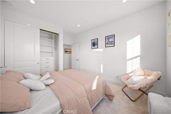 Bedroom, Interior, Recessed Lighting