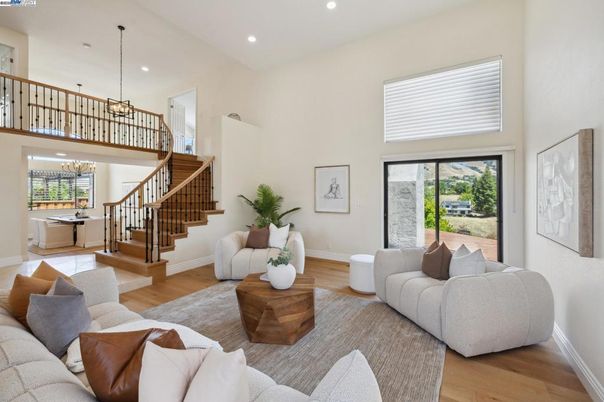 Interior, Living room, Pendant Lights, Recessed Lighting, Wood Texture Flooring
