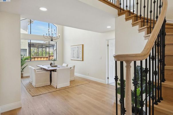 Chandelier, Dining room, Interior, Recessed Lighting, Wood Texture Flooring