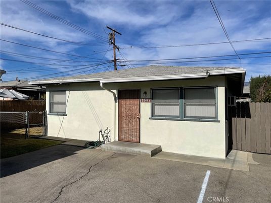 Exterior, Facade, None