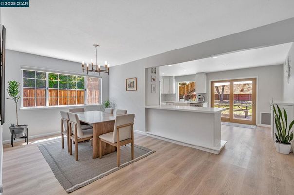 Dining room, Interior, Kitchen, Pendant Lights, Recessed Lighting, Wood Texture Flooring