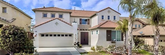 Attached, Exterior, Facade, Mediterranean