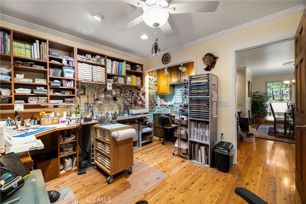 Home Office, Interior, Recessed Lighting, Wood Texture Flooring