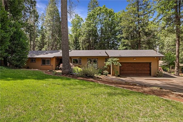 Attached, Backyard, Exterior, Facade, Ranch