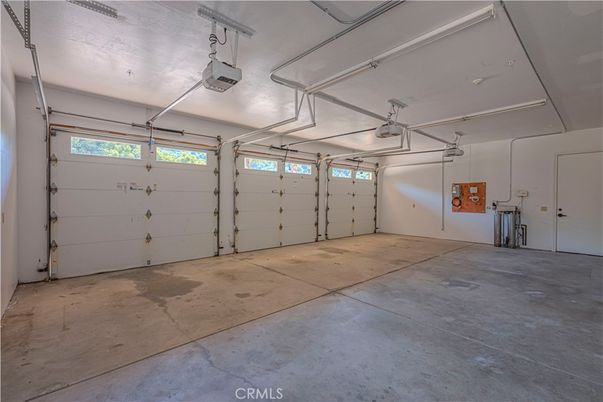 Garage, Interior