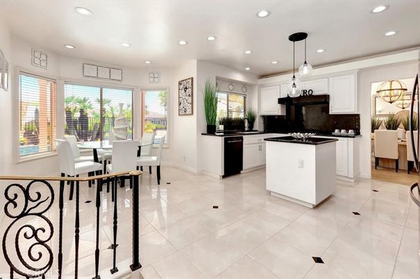 Dining room, Interior, Kitchen, Pendant Lights, Recessed Lighting