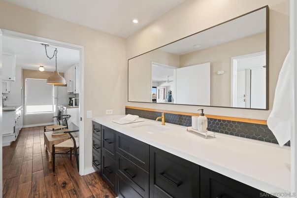 Bathroom, Interior, Pendant Lights, Recessed Lighting, Wood Texture Flooring
