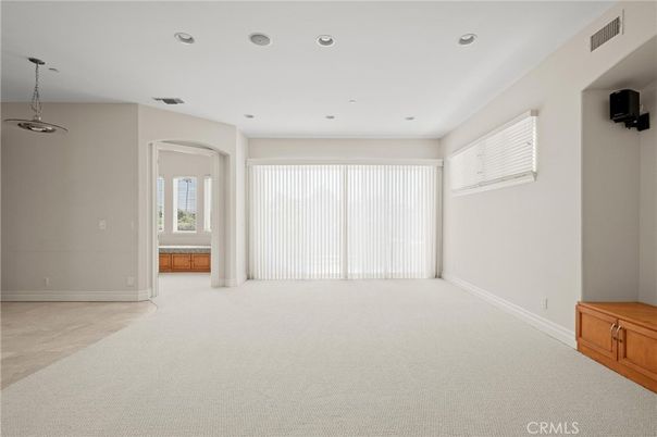 Empty room, Interior, Pendant Lights, Recessed Lighting