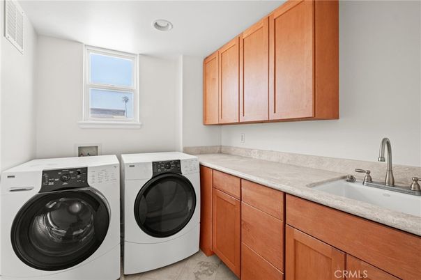Interior, Recessed Lighting, Washer