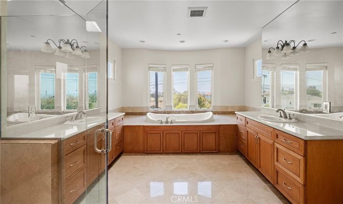 Bathroom, Dual Sink Vanities, Glass Shower, Interior, Recessed Lighting