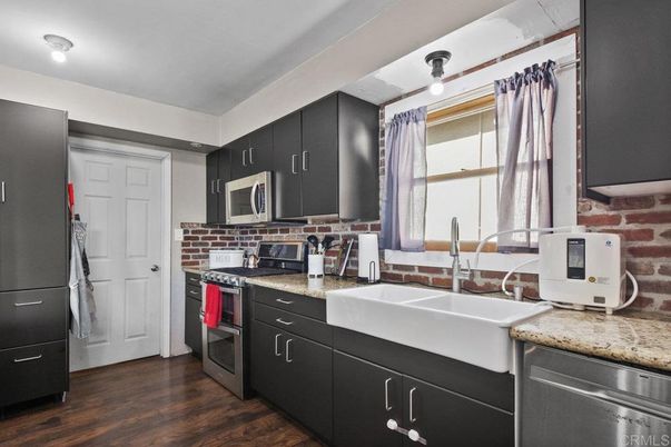 Interior, Kitchen, Stainless Steel Appliances, Wood Texture Flooring