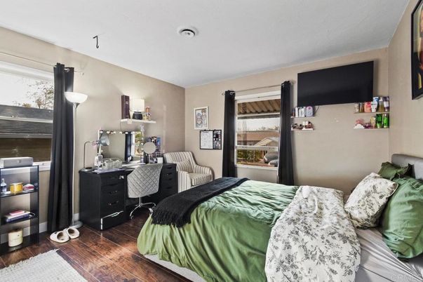 Bedroom, Home Office, Interior, Wood Texture Flooring