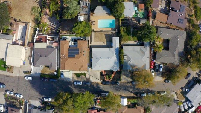 Exterior, Drone