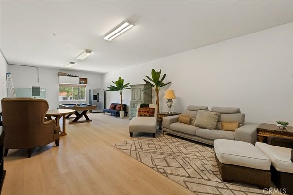 Billiard Table, Game Room, Interior, Living room, Wood Texture Flooring